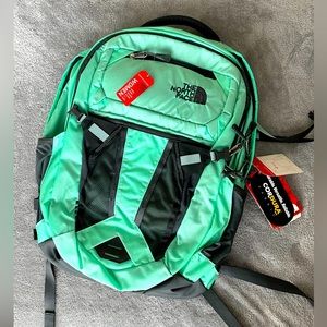 THE NORTH FACE W RECON SURF GREEN OUTDOOR BACKPACK